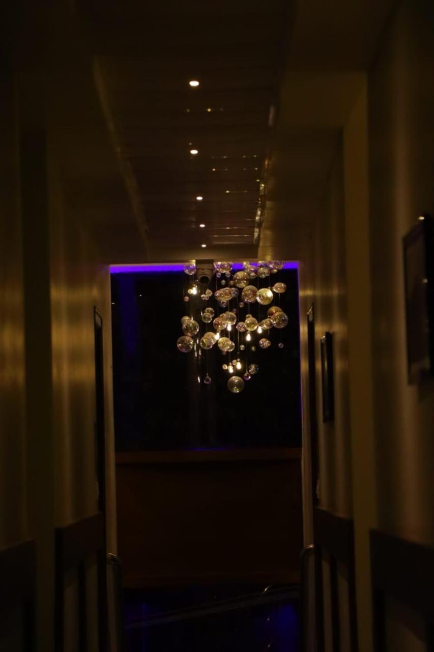 Minus 1 Hotel Кодайканал Екстериор снимка